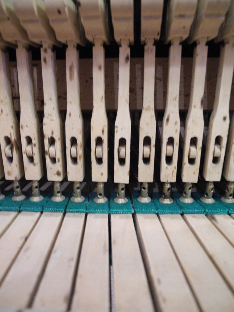 : 18.jpg
: 1232

: 322.8 