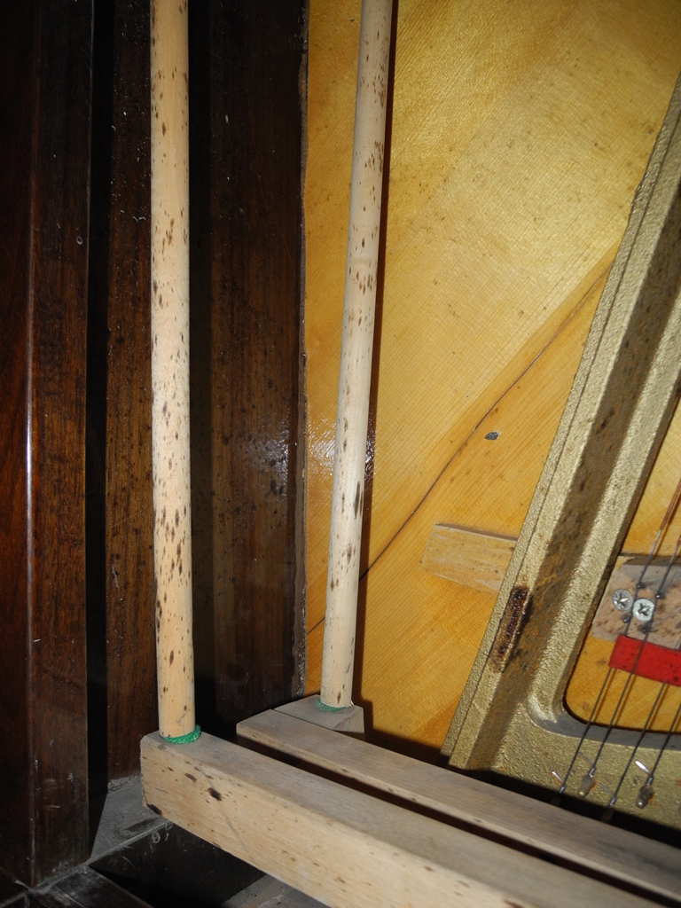 : 130.jpg
: 1221

: 398.1 